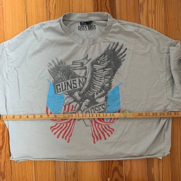 ASOS Design Guns and Roses T-shirt - Picture 5 of 5